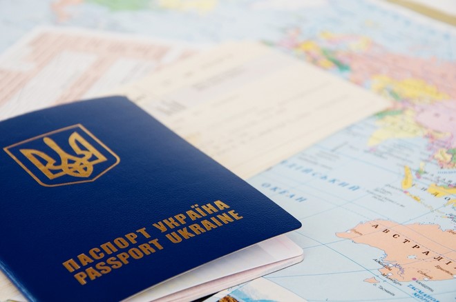 Куда украинцы могут поехать без визы в 2016 году