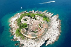 Острів-фортеця Мамула