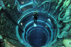 Deep Dive Dubai