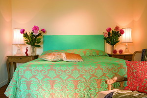 Deluxe One Bedroom Bungalow Suite image preview