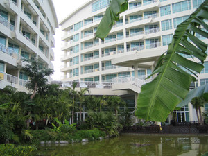 Территория отеля image preview