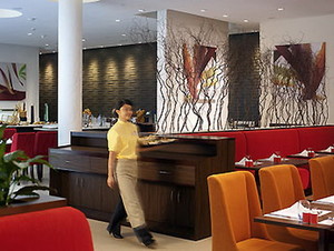 Ресторан Ibis Al Barsha 