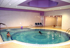 Крытый бассейн image preview