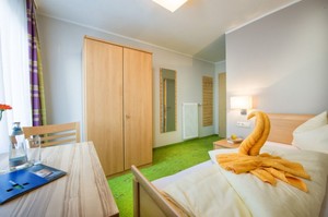 Single Rooms