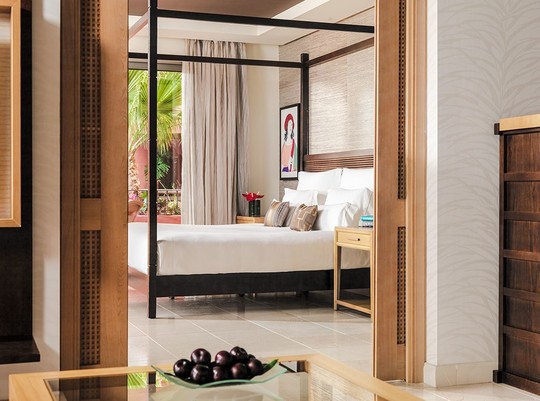 View-to-bedroom-Suite-595 image preview