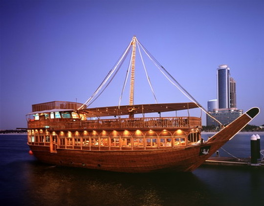 The Dhow Restaurant вечером  image preview