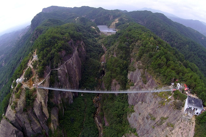 В Китае открылся «Мост смелых мужчин»
