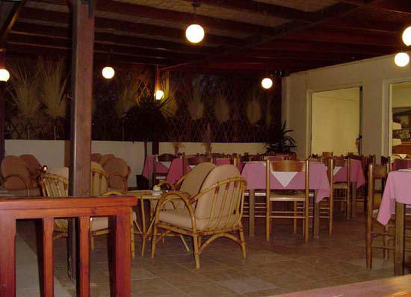 ресторан отеля Thisvi Hotel 2*