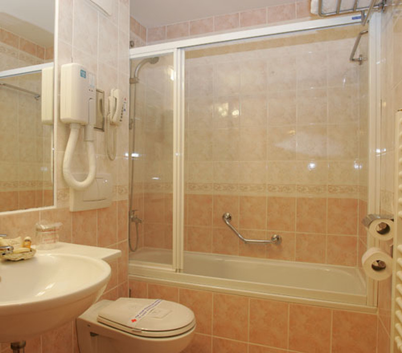 Grand Standard Apartment