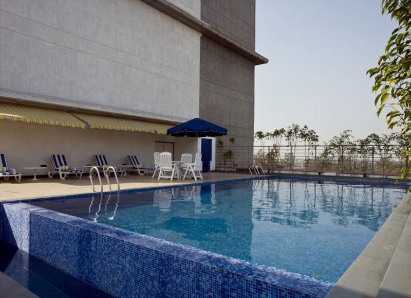 swimming-pool