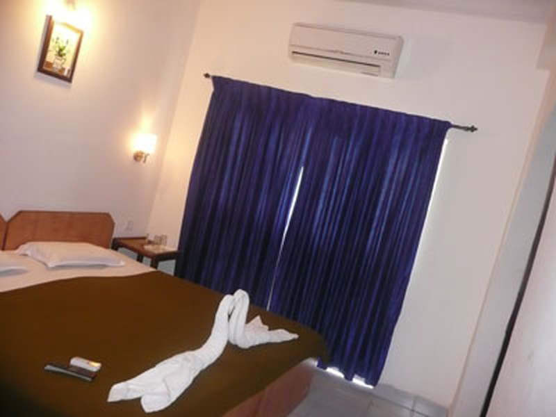 Standard AC or Non AC Rooms