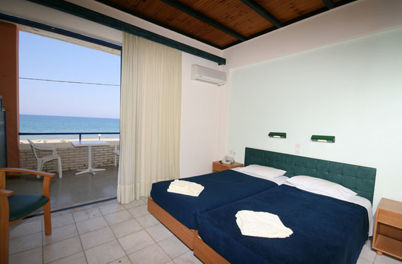 Apartment & Maisonette, Main Bedroom