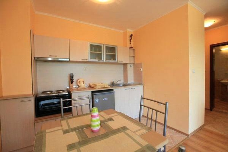 Apartment 2/ Apartment 4