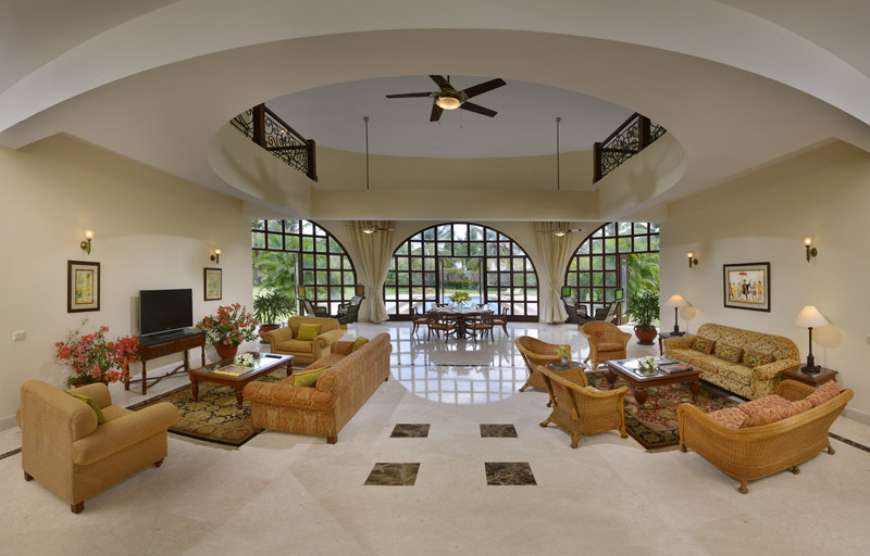 LUXURY VILLA