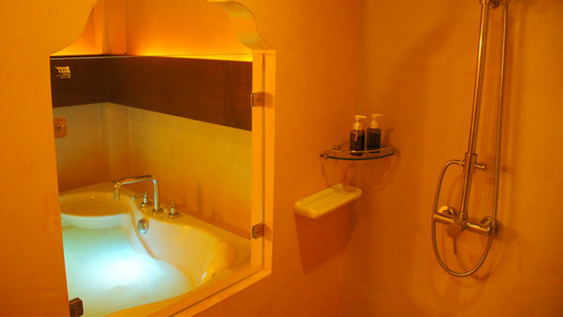 1-Bedroom Jacuzzi Villa