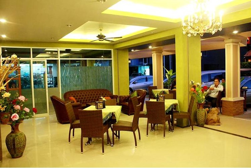 Good nice hotel. Good nice hotel patong. Отель гнезда пхукет. Good nice hotel. Кафе номер 6 патонг.