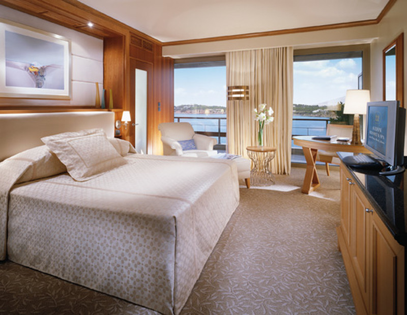 Arion Grand Deluxe Room