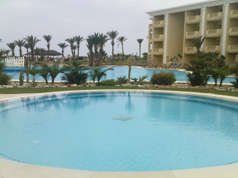 Открытый бассейн отеля Royal Thalassa Monastir 5*