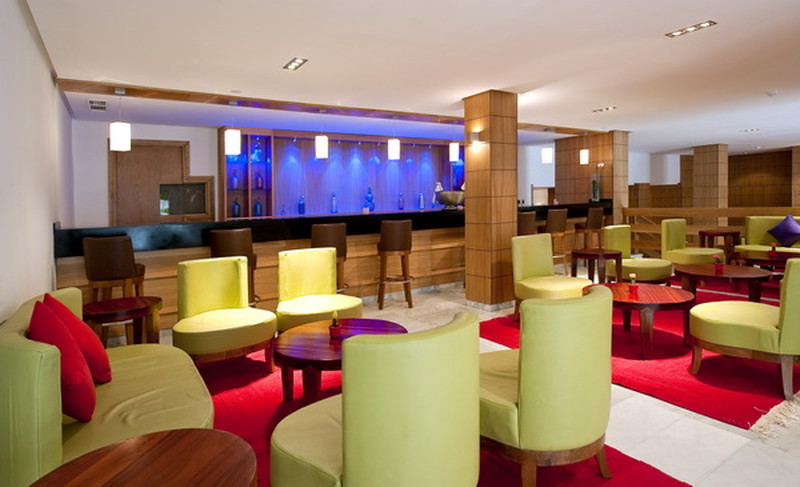 Бар отеля Les Orangers Beach Resort 4*