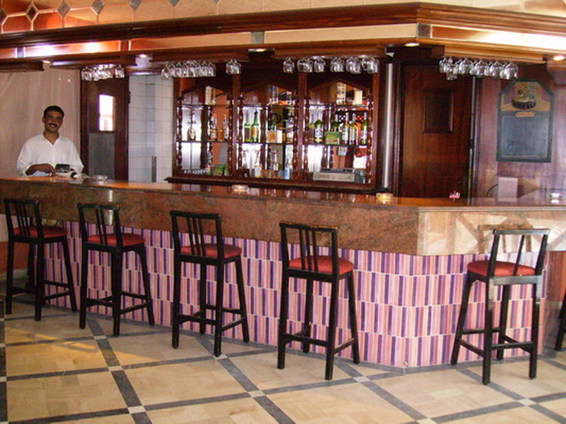 Бар в Royal Beach 3*