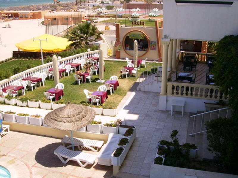 Территория Royal Beach 3*