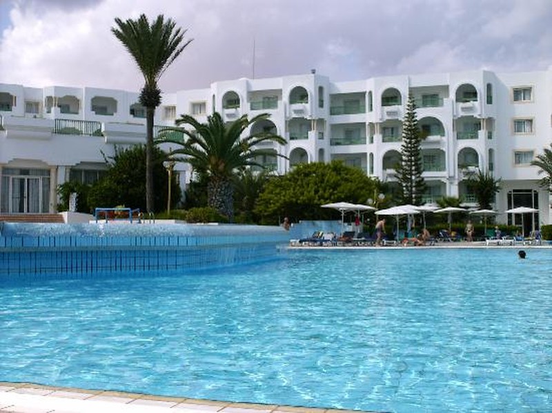 Открытый бассейн El Mouradi Mahdia 5*