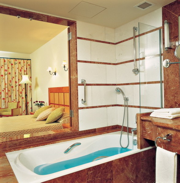 Superior Spa Room