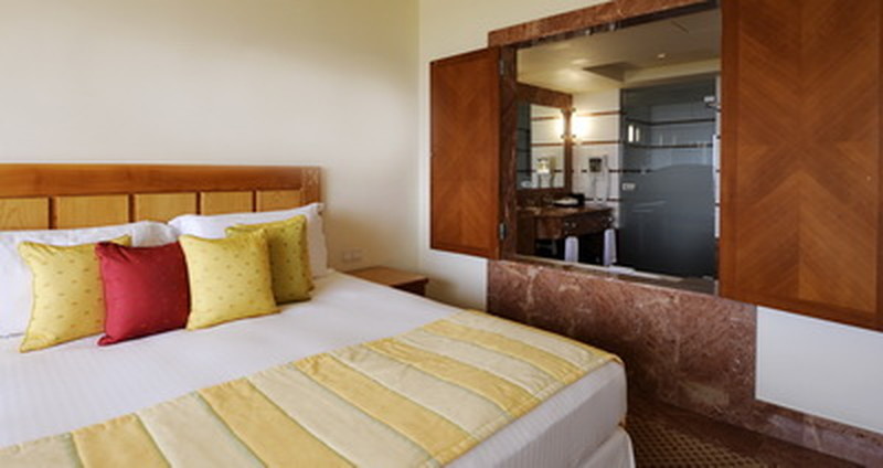 Royal Spa Room