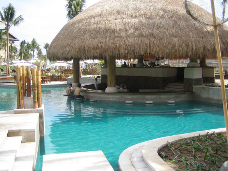 Открытый бассейн