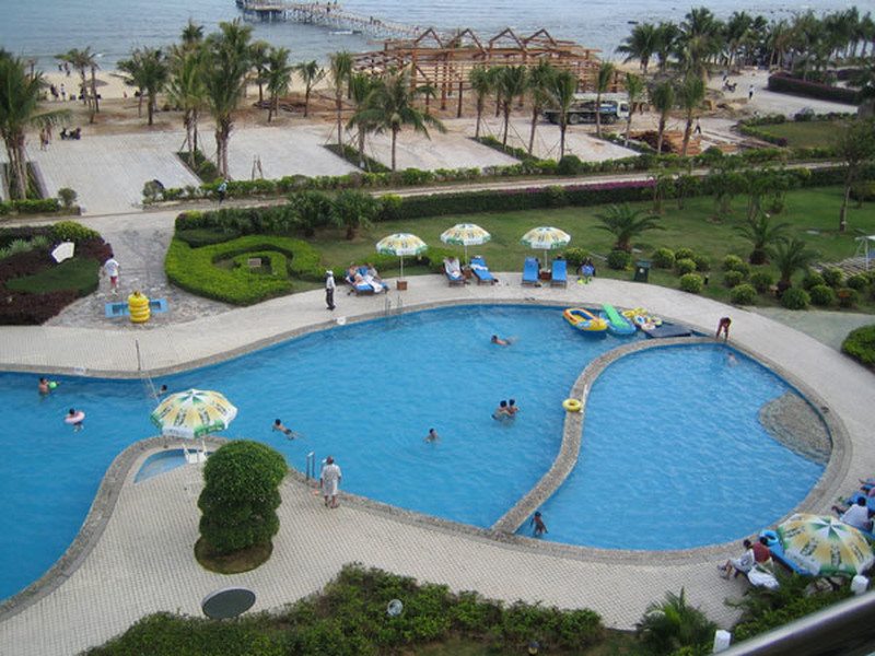 Открытый бассейн