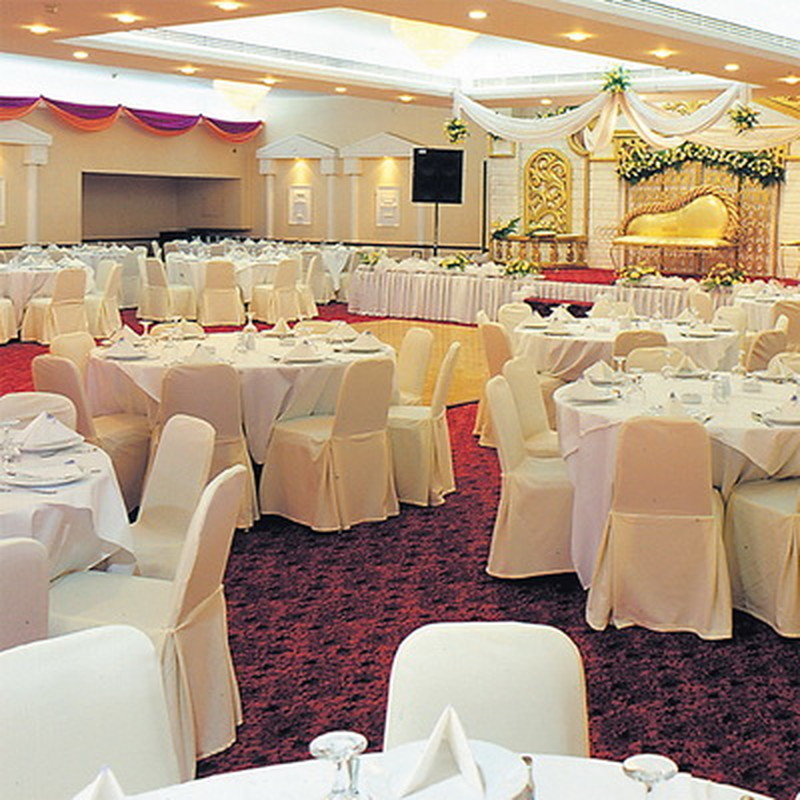 Ресторан отеля Sharjah Grand