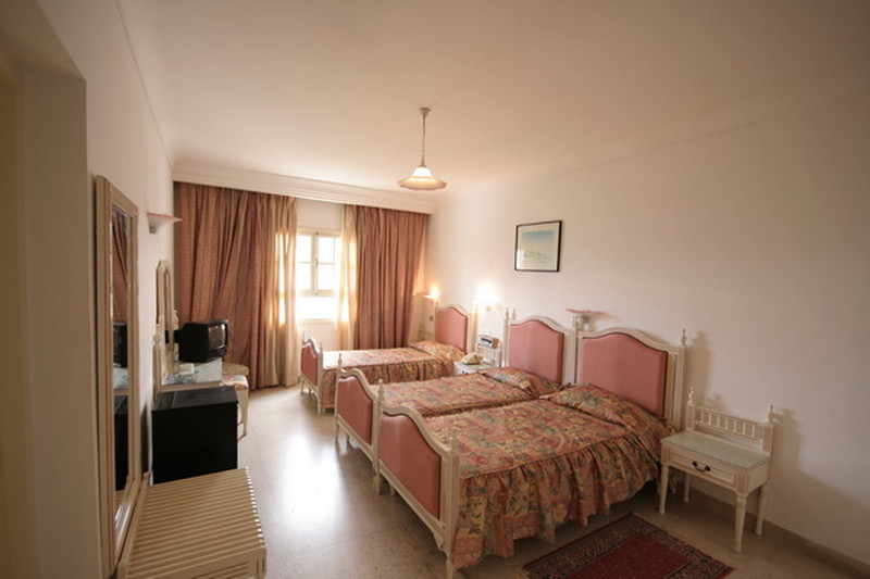 Трехместный номер в отеле Residence Mahmoud 3*
