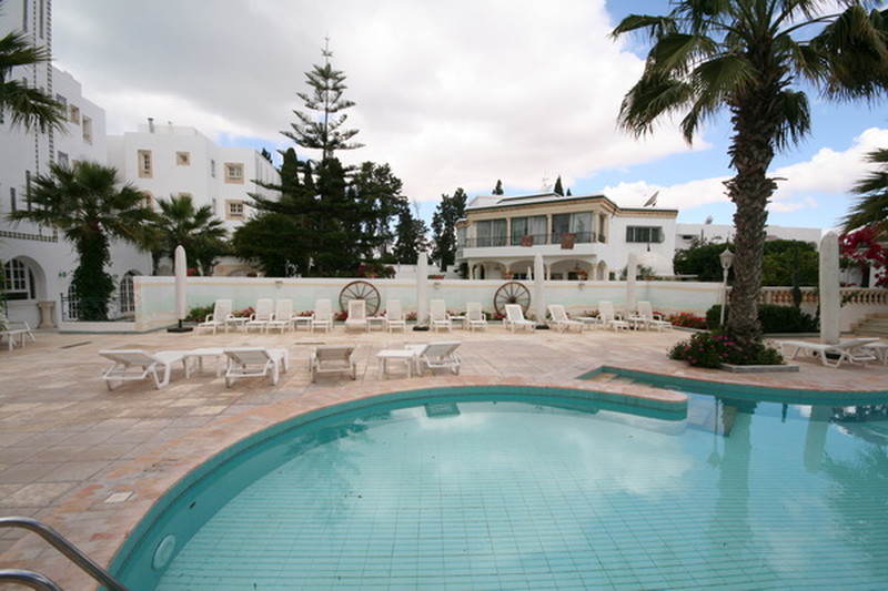 Открытый бассейн в отеле Residence Mahmoud 3*