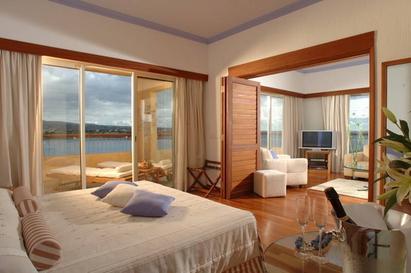 Suite Bedroom