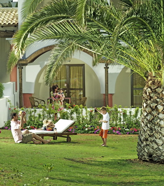 Территория отеля