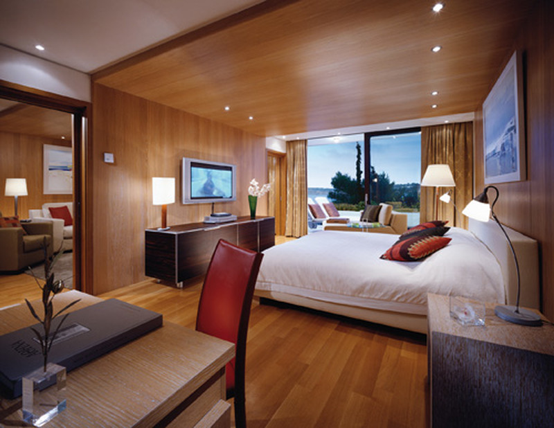 Westin Ambassador Suite