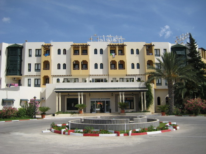 Вход в отель Kilma Hotel 3*