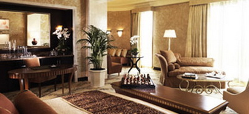 ROYAL SUITES