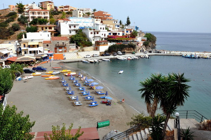 пляж отеля Sofia Mythos Beach 