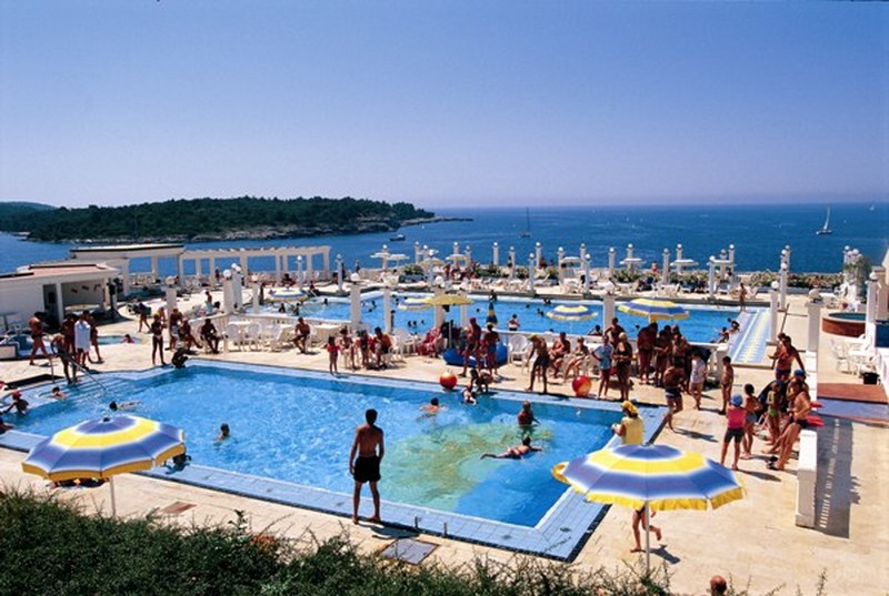 Открытые бассейны