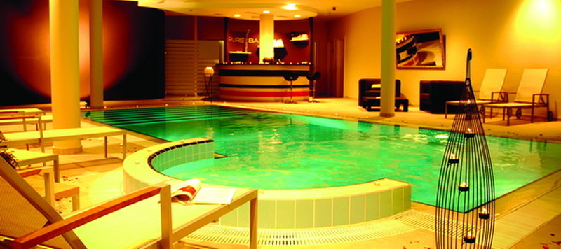 Бассейн Wellness центра