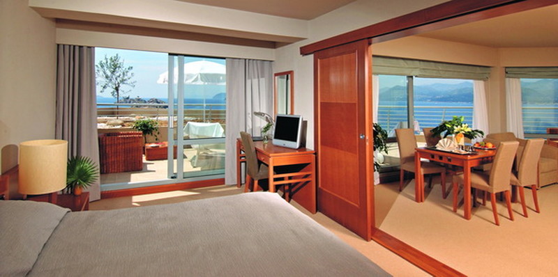 Номер Suite