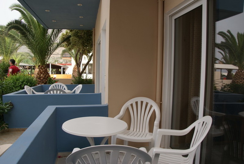 Nostos Beach 