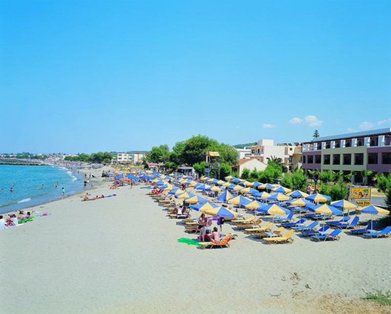 пляж отеля Porto Platanias Beach Resort