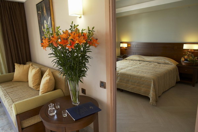 номер отеля Porto Platanias Beach Resort