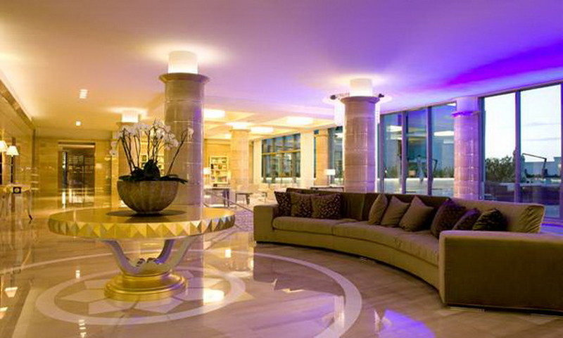 Reception & Lobby