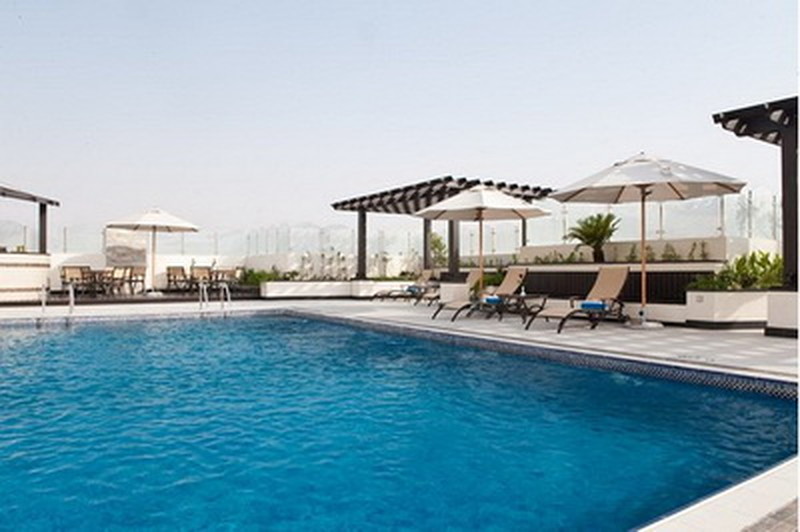 Бассейн Al Nawras Apartments by Auris