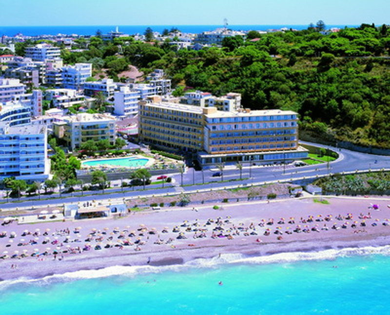 территория отеля Belvedere Beach