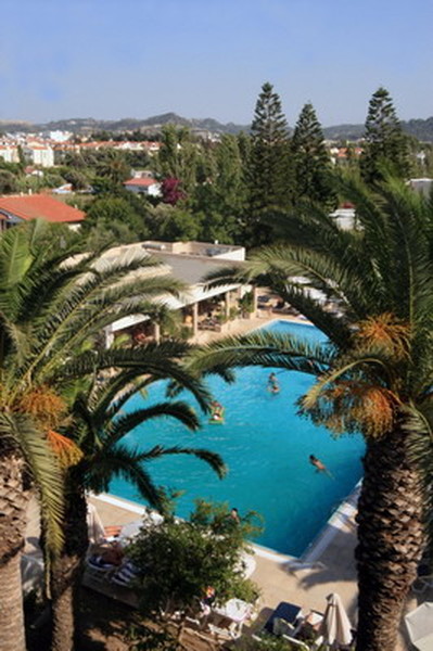 бассейн отеля Ialyssos Bay