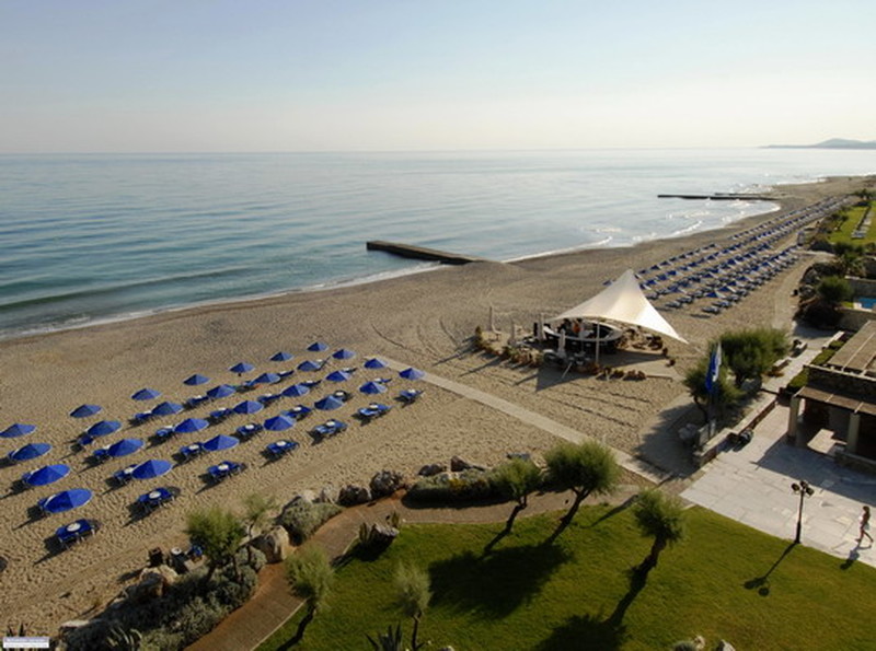 пляж отеля Aquila Rithymna Beach